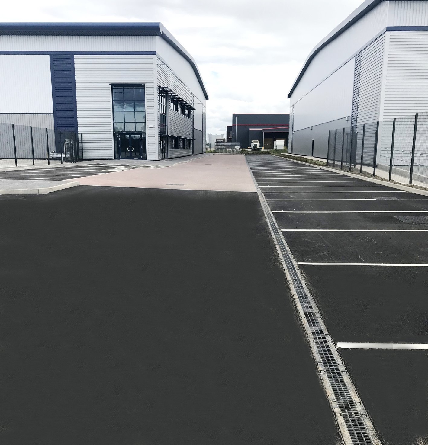 FASERFIX SUPER within car park area at Central Park Distribution Centre