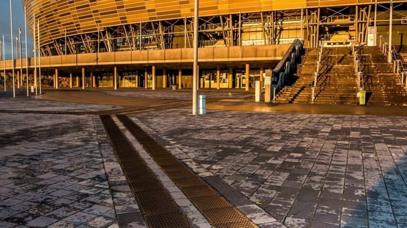 Odwodnienie liniowe obiekty sportowe Stadion Arena Gdańsk kanały instalacyjne