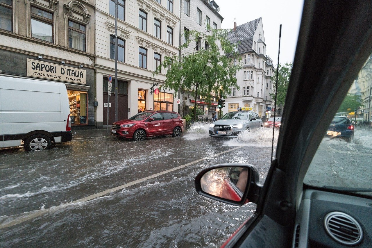 Überschwemmung einer Straße